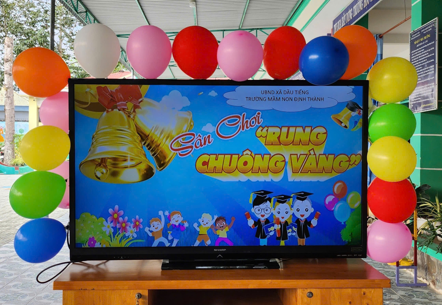 Hội Thi Rung Chuông Vàng